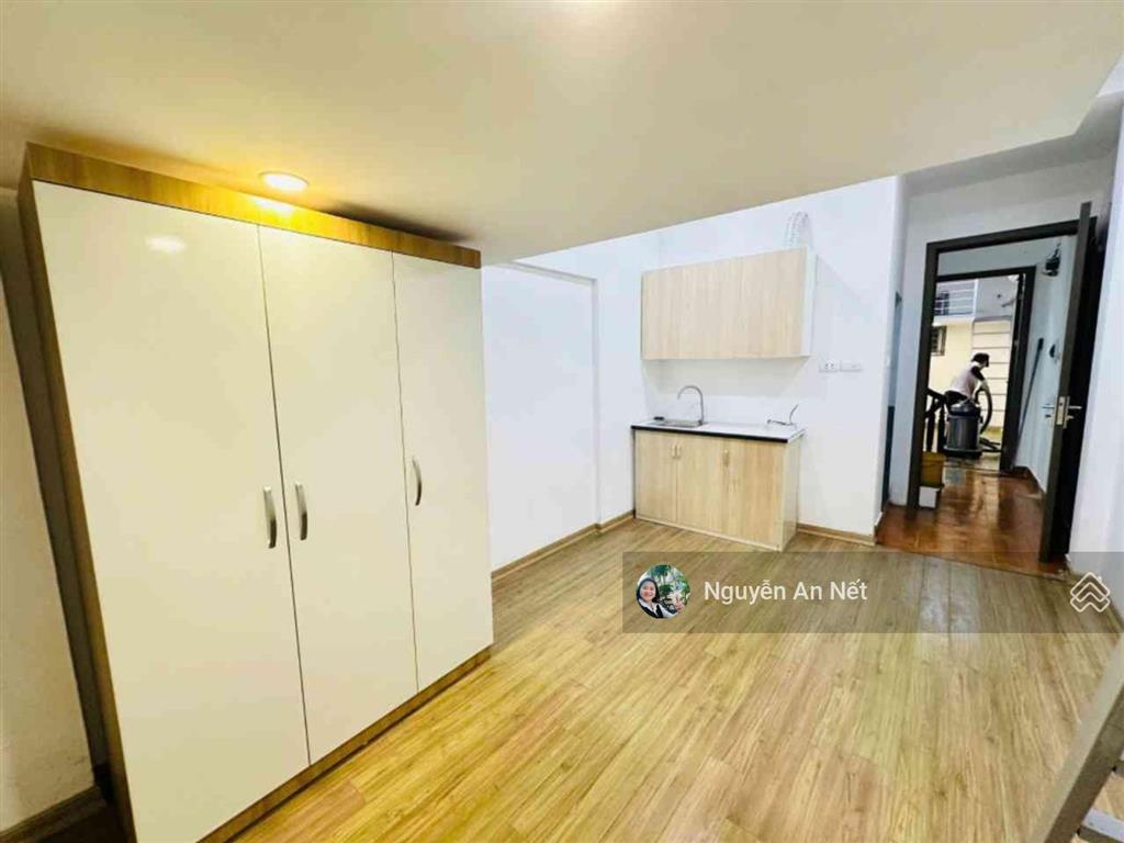 Căn hộ dịch vụ 9 phòng cho thuê ngõ thông gần ô tô phố nguyễn xiển