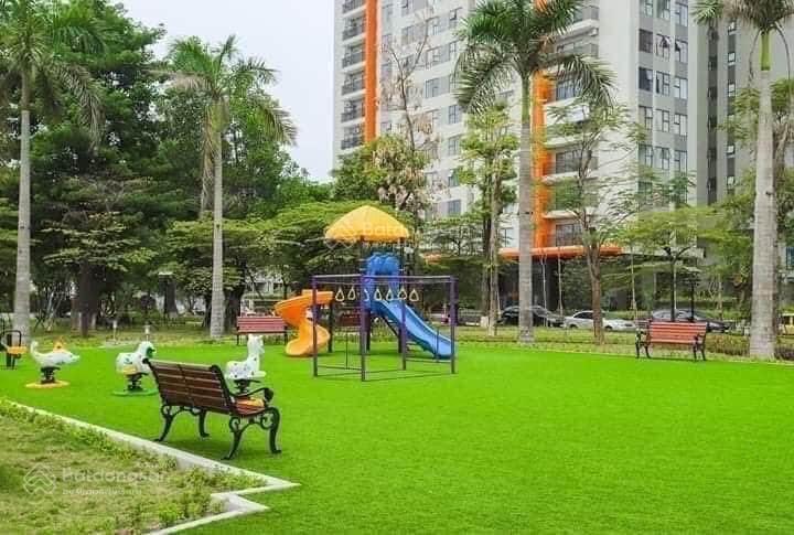 Chính chủ cần bán căn 2 ngủ chung cư the kpark văn phú nhà siêu đẹp tầng trung giá tốt