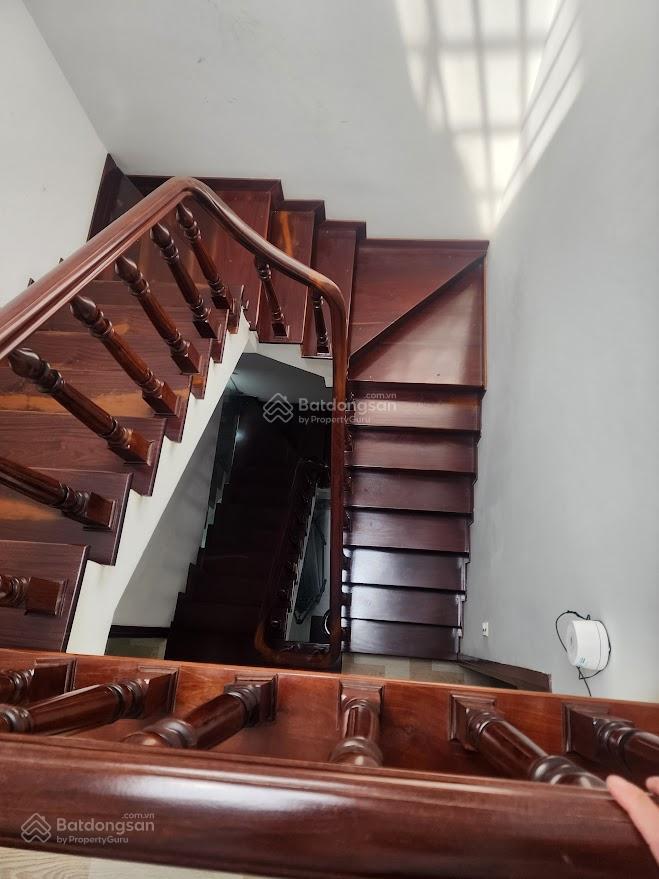 Nhà 1 trệt 2 lầu vào ở ngay  hẻm xe hơi p8 vũng tàu  giá 5 tỷ hơn