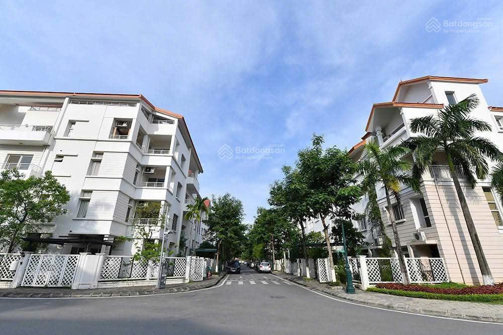 Bán nhà liền kề khu đô thị splendora 5 tầng  sẵn dòng tiền  diện tích 103 m2  giá 22,66 tỷ