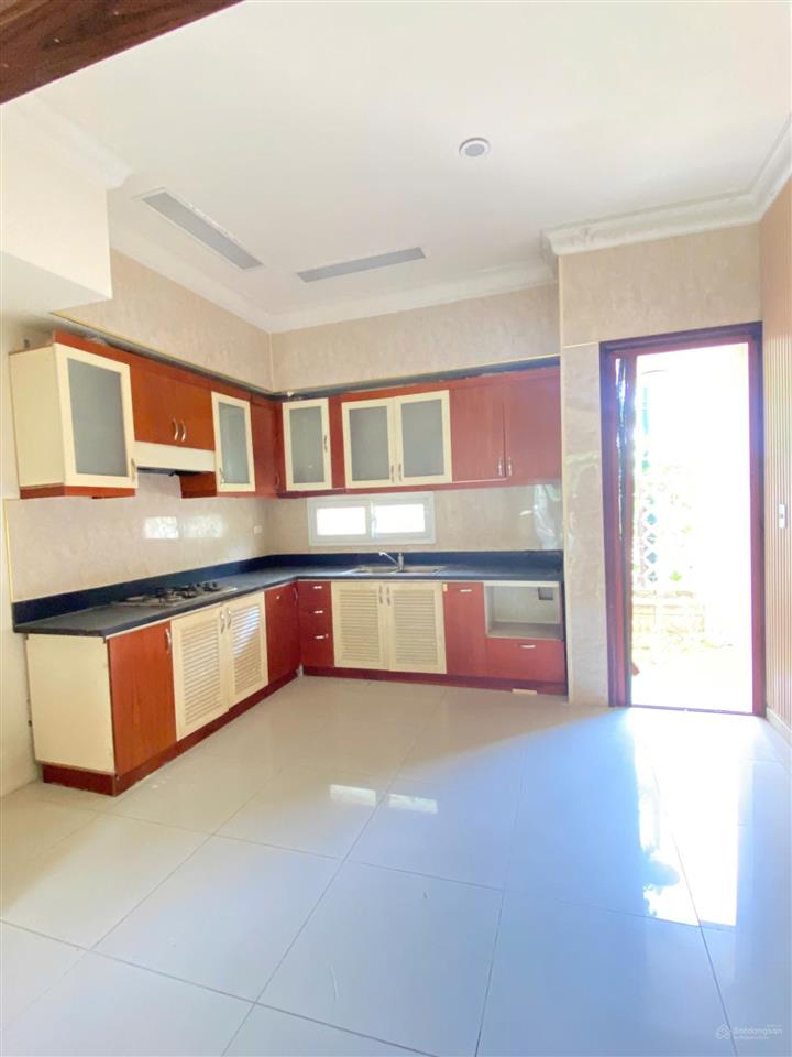 Bán nhà liền kề 5 tầng khu đấu giá mậu lương hà đông ô tô vào nhà 60m2 6pn