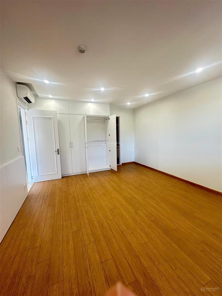 Bán nhà liền kề 5 tầng khu đấu giá mậu lương hà đông ô tô vào nhà 60m² 6pn