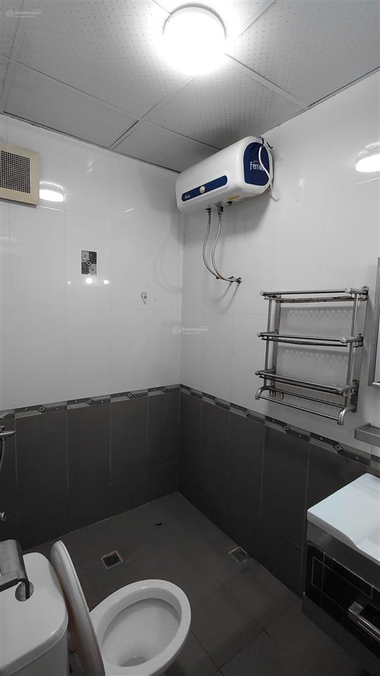 Cho thuê căn hộ góc 3 phòng ngủ tòa a1 nguyễn cơ thạch, mỹ đình chỉ 15 triệu/tháng