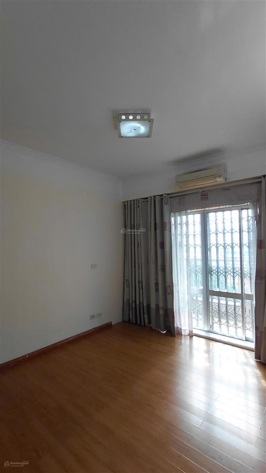 Cho thuê căn hộ góc 3 phòng ngủ tòa a1 nguyễn cơ thạch, mỹ đình chỉ 15 triệu/tháng