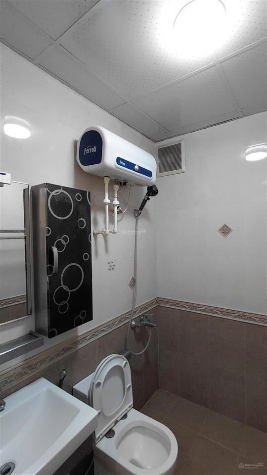 Cho thuê căn hộ góc 3 phòng ngủ tòa a1 nguyễn cơ thạch, mỹ đình chỉ 15 triệu/tháng