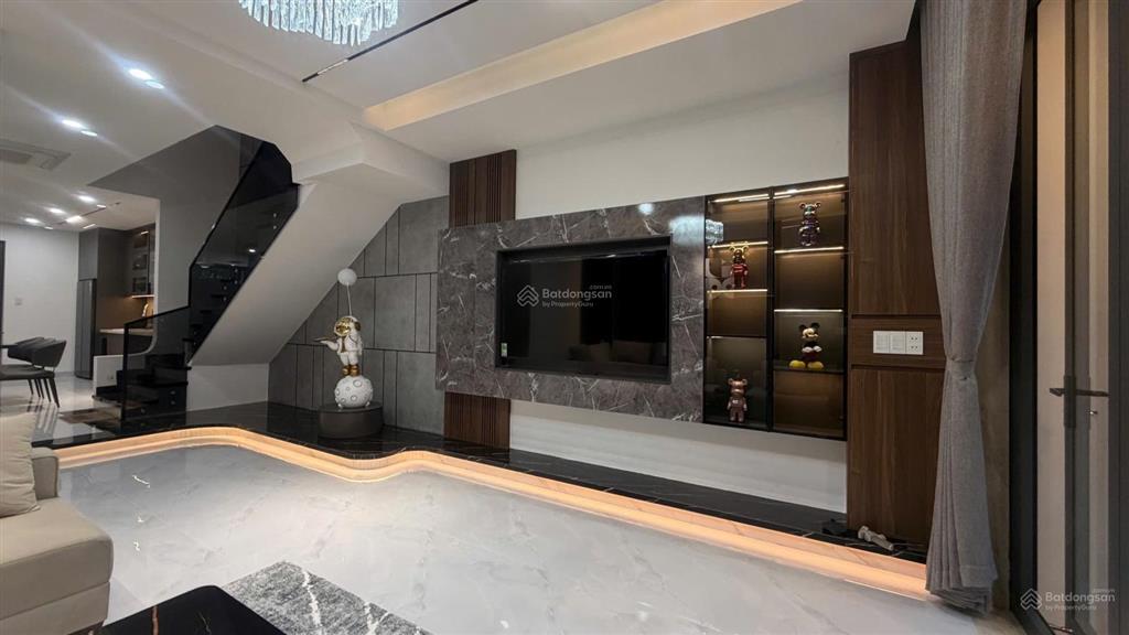 Bán nhà mỹ gia gói 3 có thang máy full nội thất hiện đại