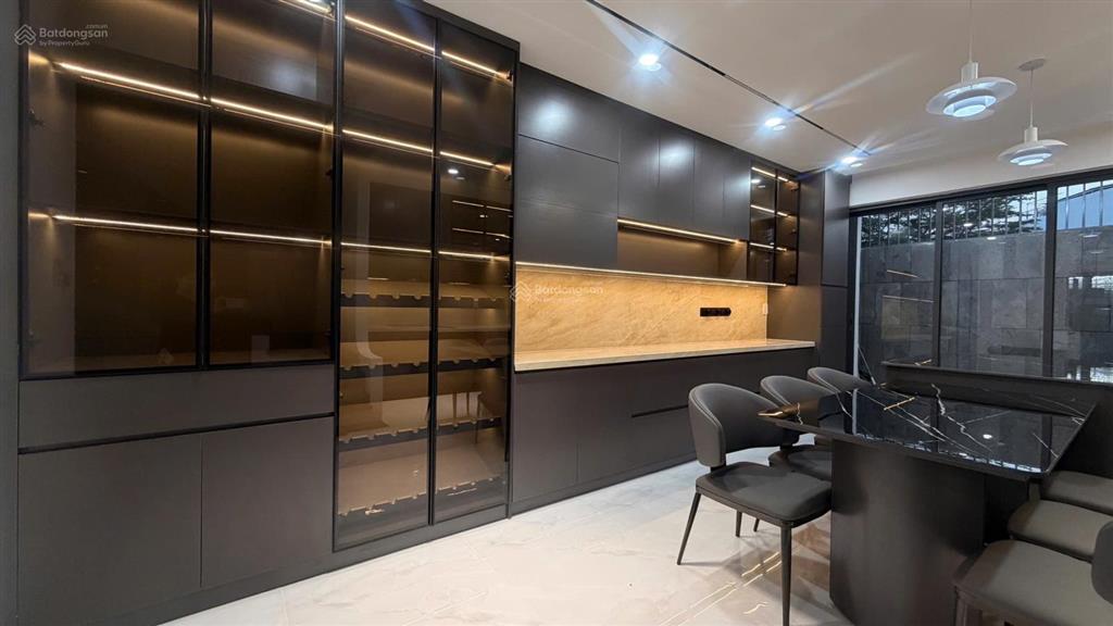 Bán nhà mỹ gia gói 3 có thang máy full nội thất hiện đại