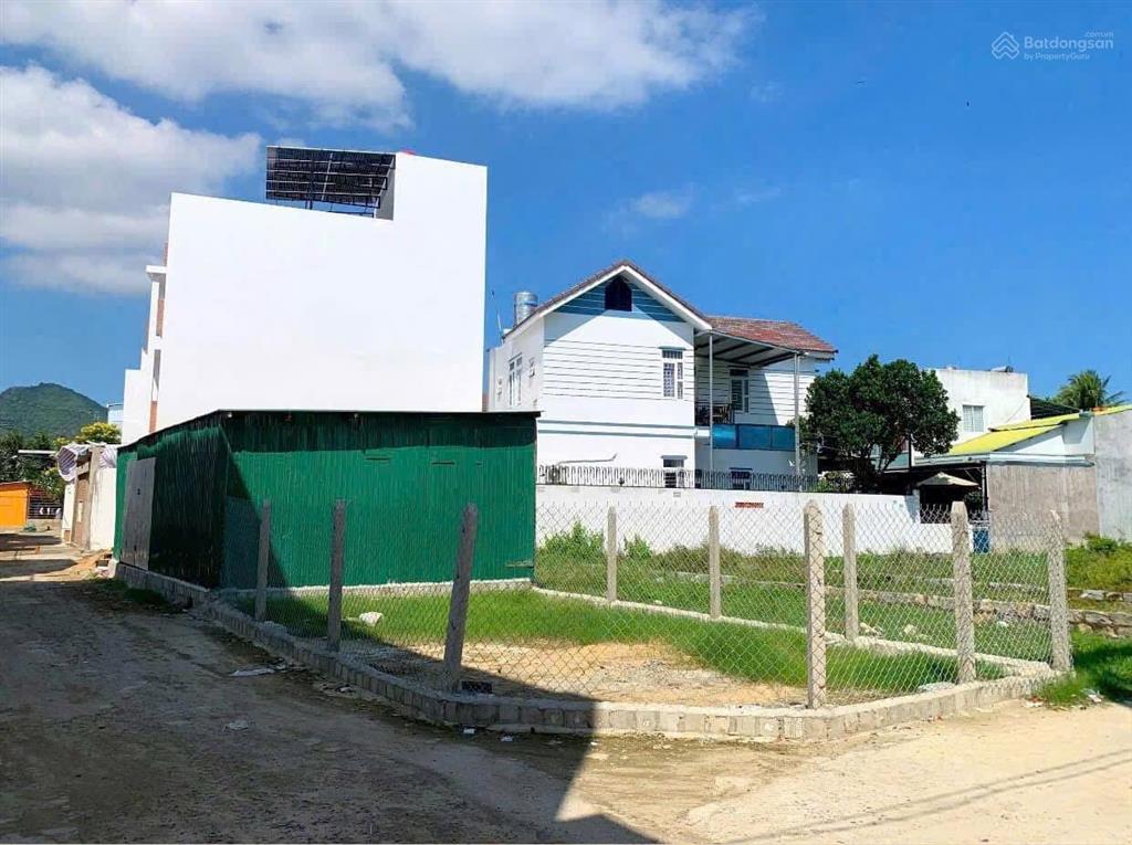 Bán lô đất tại hẻm 76 phú nông, tây nha trang siêu hiếm
