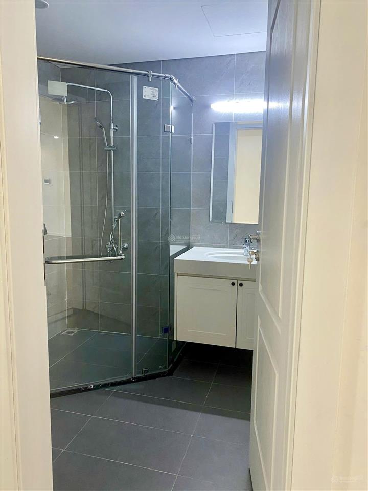 Cho thuê căn hộ 3pn, 2wc, 128m2 tại g3  0602, sunshine garden, 20 triệu vnd