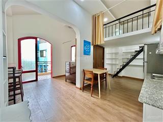 Khai trương ngay căn 2 phòng ngủ dạng 1 pn + 1 duplex, siêu rộng ban công cực chill đón nắng gió
