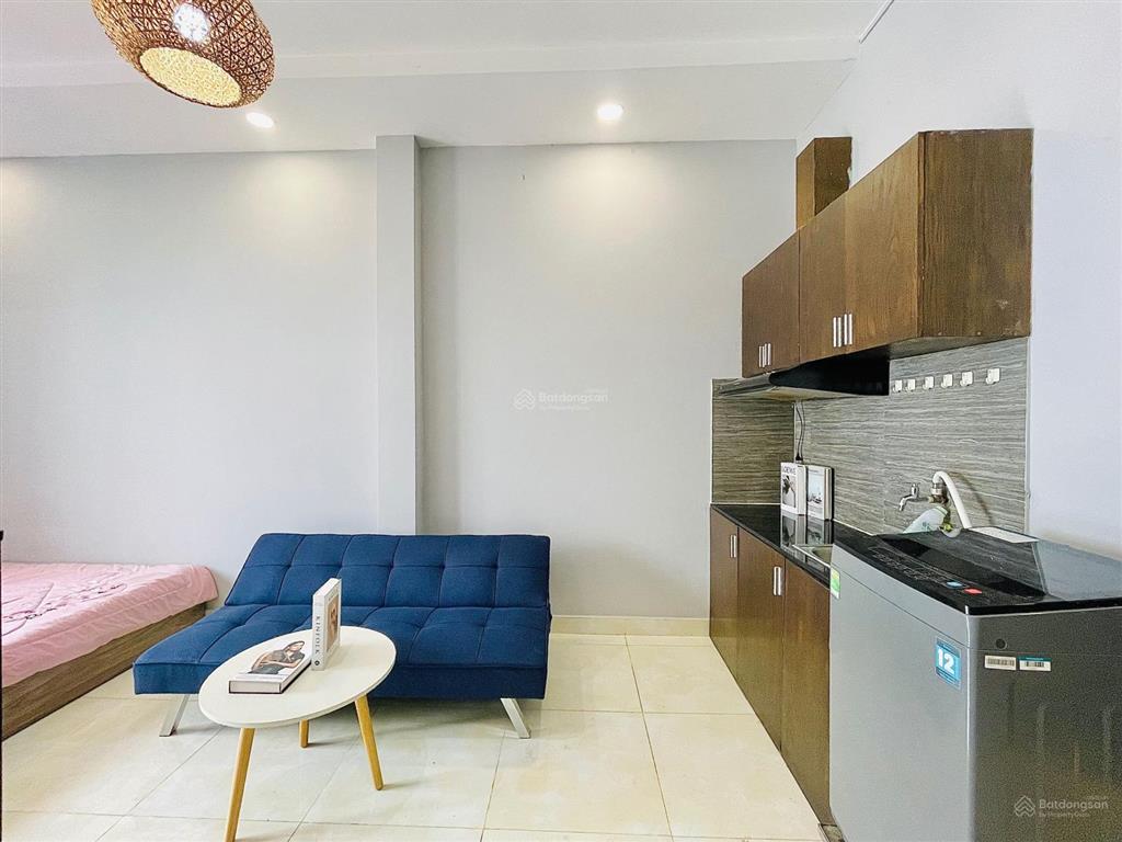 Cho thuê ngay phòng ban công cửa sổ giá cực tốt đầy đủ nội thất giao cô giang nguyễn cư trinh