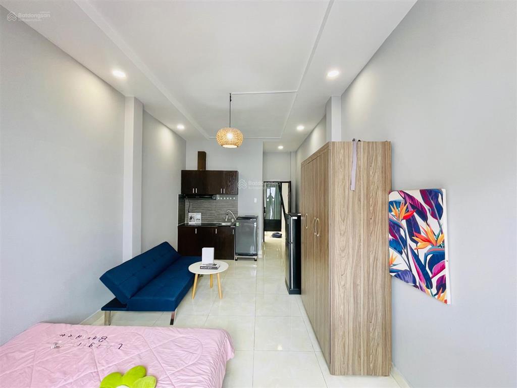 Cho thuê ngay phòng ban công cửa sổ giá cực tốt đầy đủ nội thất giao cô giang nguyễn cư trinh
