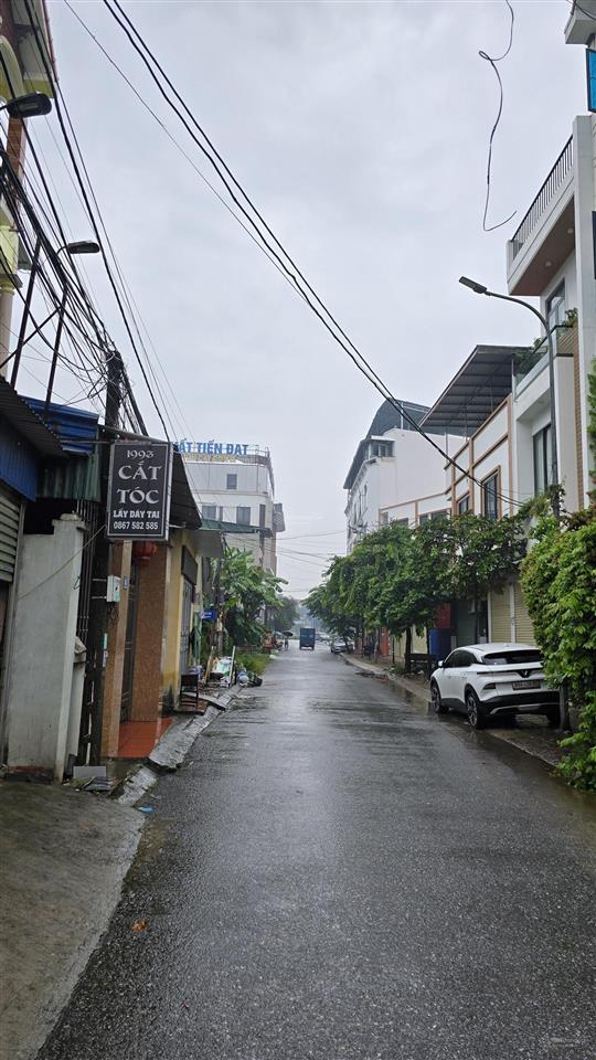 Bán nhà 4 tầng mới xây tại văn nhuế, mỹ hào