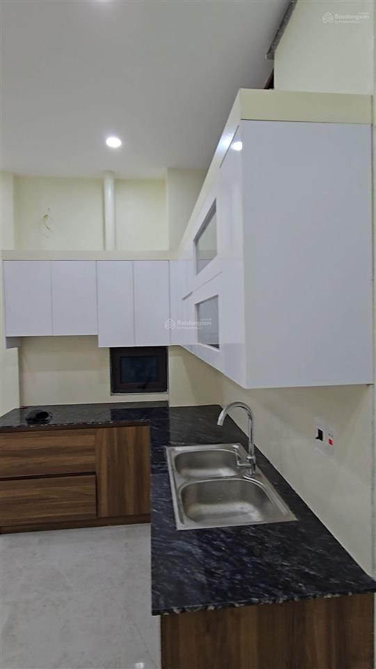 Bán nhà 4 tầng mới xây tại văn nhuế, mỹ hào