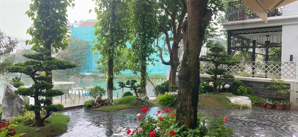 Bán biệt thự đơn lập vinhomes riverside 300m chỉ 400tr/m