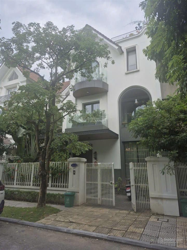 Bt song lập vinhomes riverside 200m2 chỉ 350tr/m2