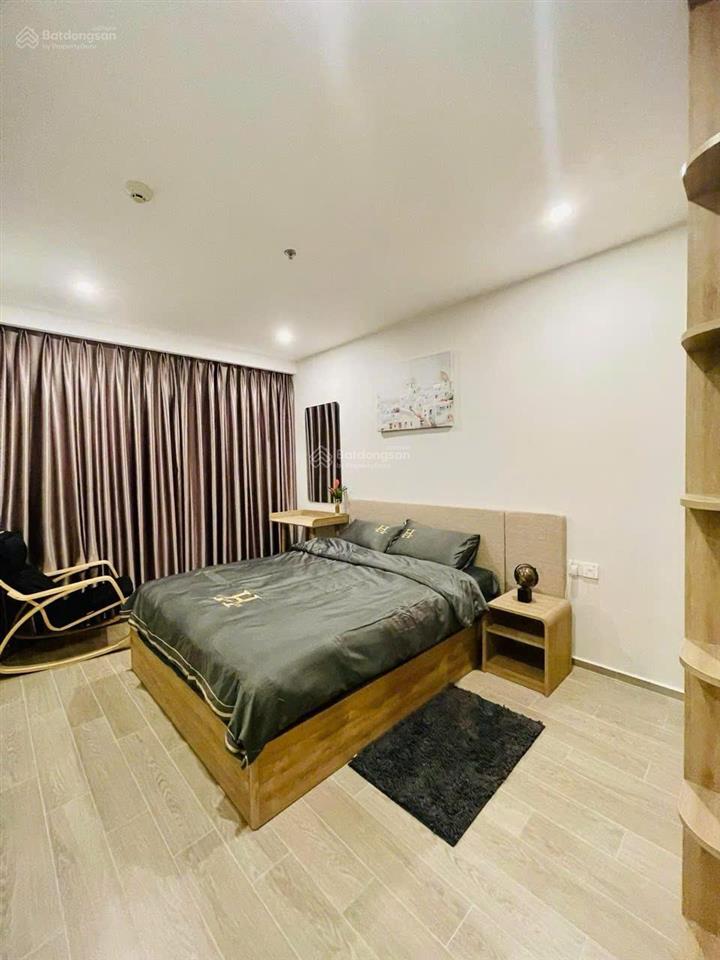 Bán căn hộ chung cư the sóng vũng tàu 2pn + tầng cao view biển  0848 874 ***
