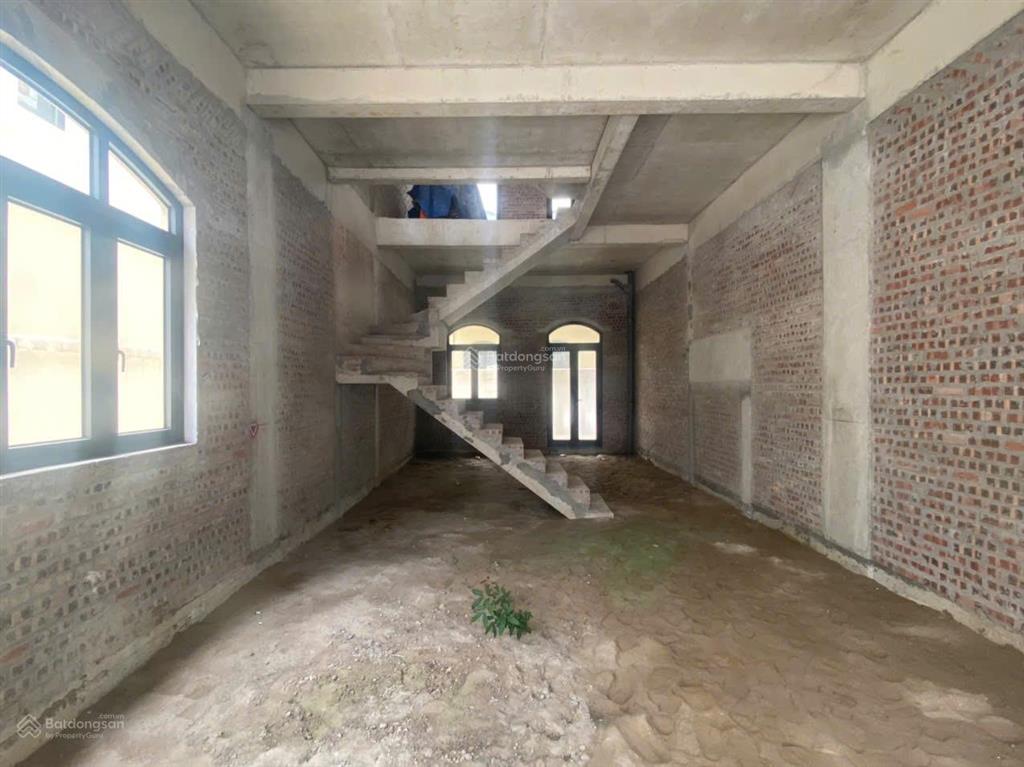 Liền kề xẻ khe 98m2 tại chà là bán gấp gấp