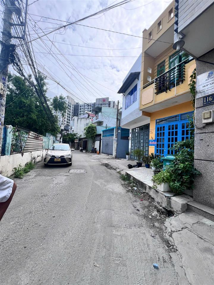 Nhà chính chủ mt. thạnh xuân 13, giá 4.2 tỷ