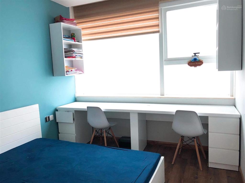 0964 493 ***  bán gấp căn 3 phòng ngủ, 175m2, giá 14 tỷ, diamond flower lê văn lương