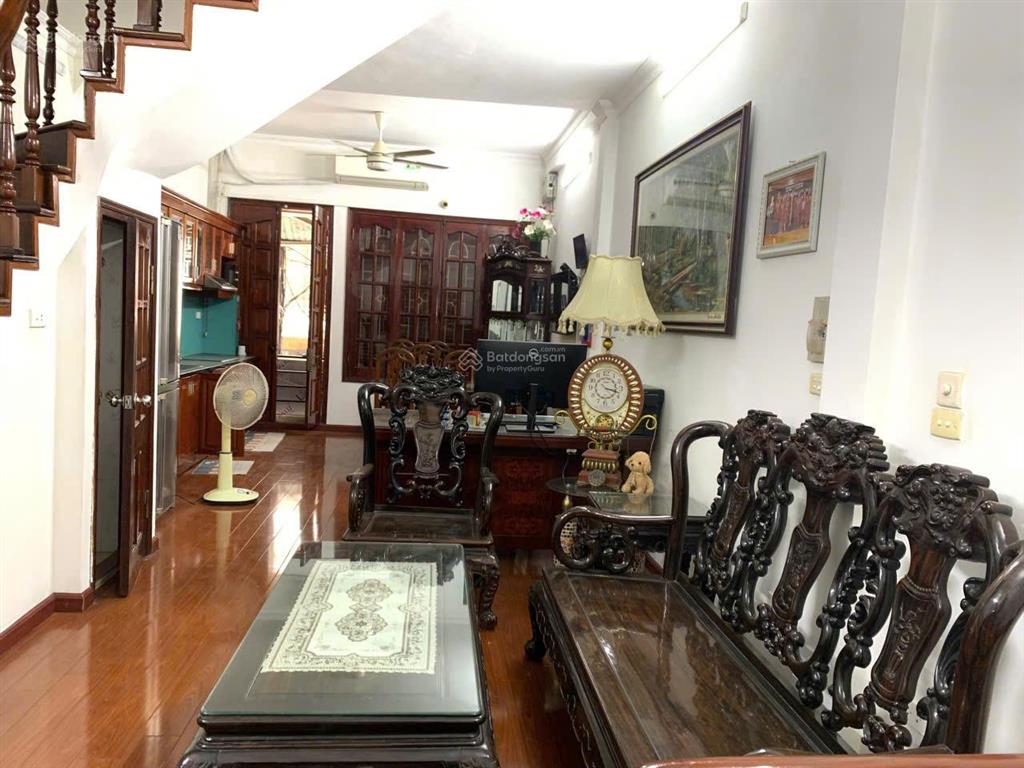 Chính chủ bán nhà khu chia lô  nguyễn chí thanh  pháo đài láng  đống đa  hà nội