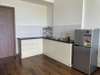 Cần bán căn hộ 51m2, đầy đủ nội thất, view hồ bơi, cv. nhà còn mới, sạch sẽ.