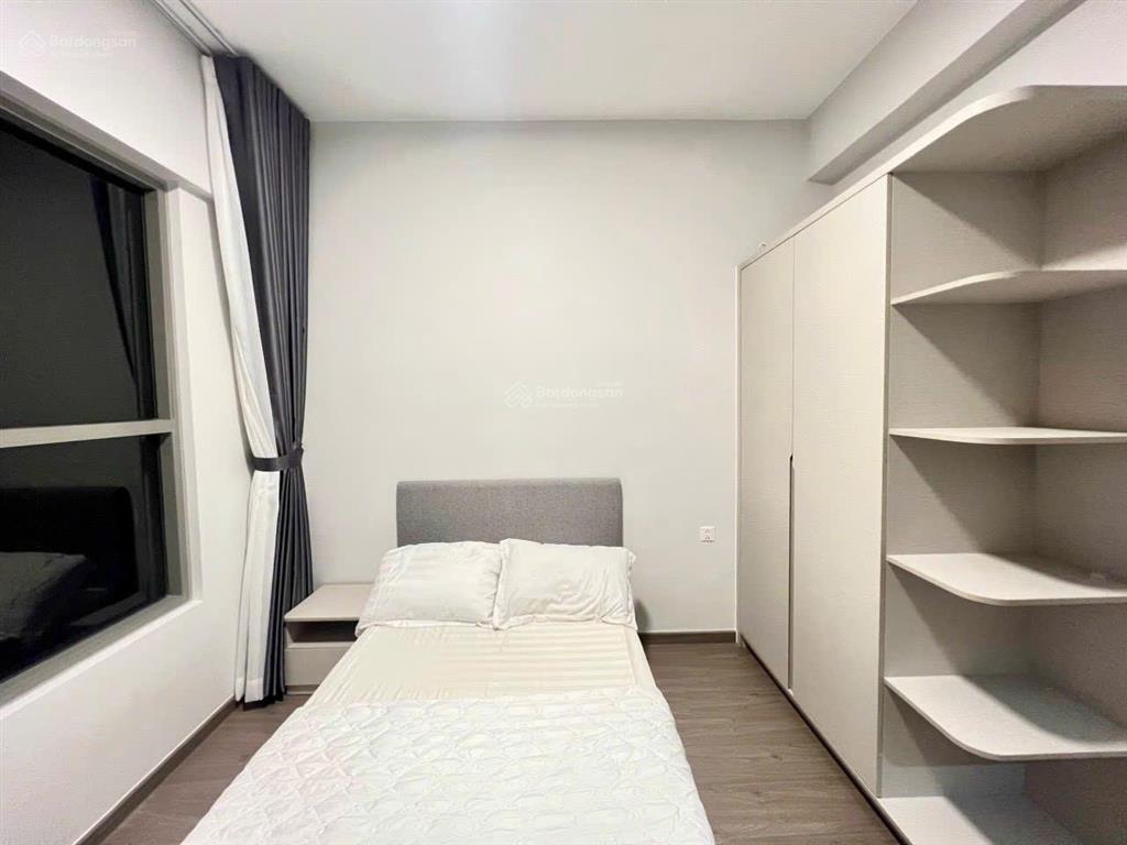 Cho thuê căn góc 3pn đẹp rộng view thoáng, full nội thất dọn vào ở ngay