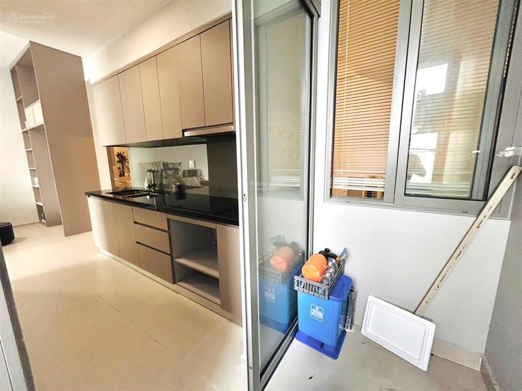 Bán 2pn 59 m2 westgate đầy đủ nội thất dọn vào ở ngay, view đẹp thoáng mát phong thủy tốt