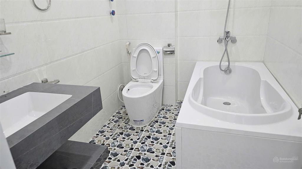 Nhà 5m mặt tiền  hiếm tại tdc vinhomes xi măng  dân xây 4 tầng độc lập