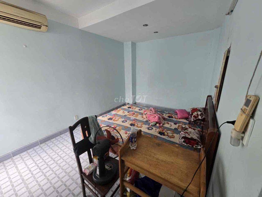 bán nhà góc 2 mt hẻm 1886 huỳnh tấn phát nhà bè