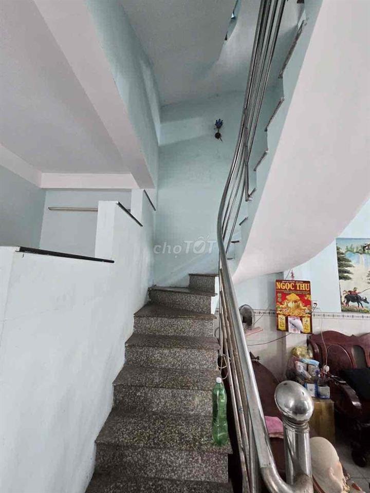 bán nhà góc 2 mt hẻm 1886 huỳnh tấn phát nhà bè