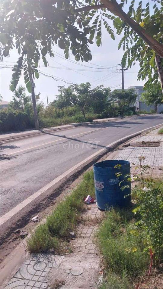 cần bán 2ha3 đất mặt tiền ngô quang thắm nhà bè hcm 