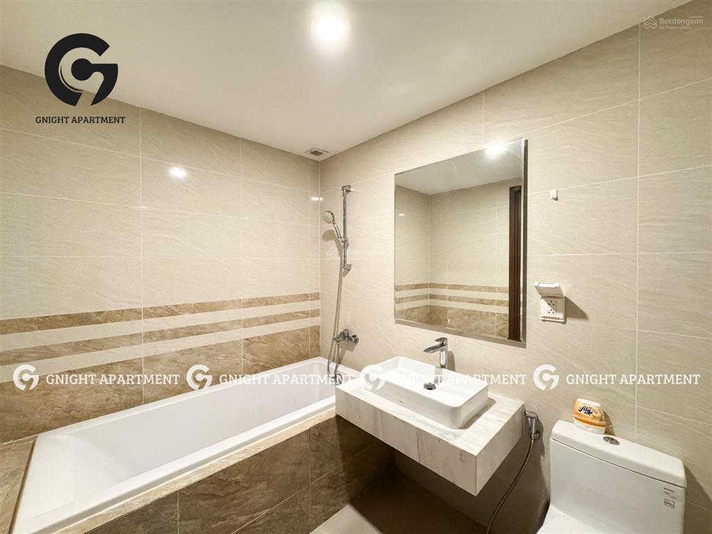 Bán 2pn saigon royal view sông, trọn vẹn pháo hoa đẹp nhất q4, giá mềm nhất trục