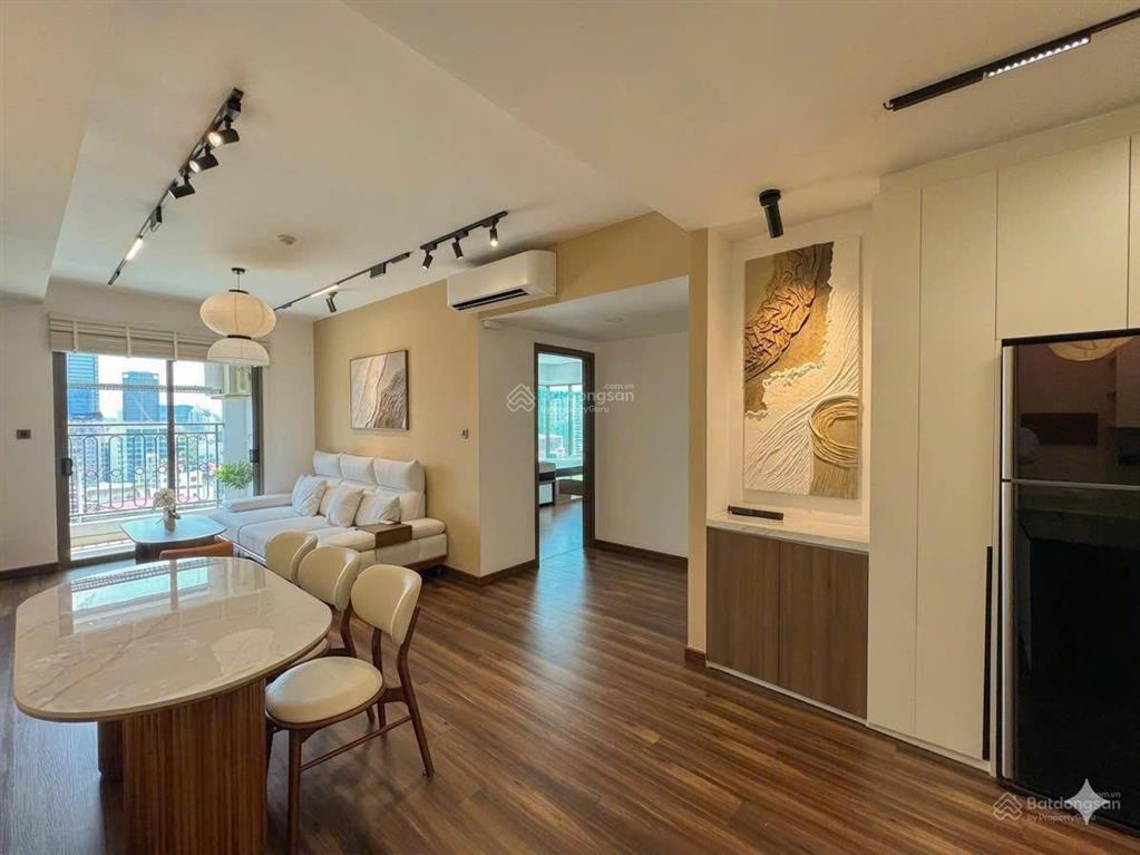 Cho thuê 3pn view pháo hoa, trục đẹp saigon royal q4
