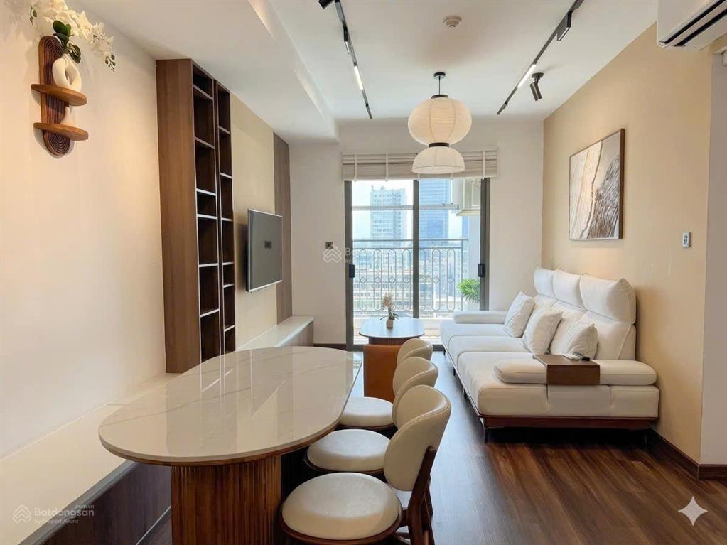 Cho thuê 3pn view pháo hoa, trục đẹp saigon royal q4