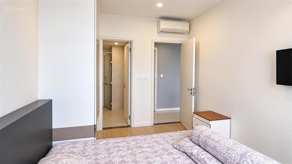 Bán nhanh giá tốt 2pn2wc millennium q4 chỉ 7tỷ750 có sổ hồng