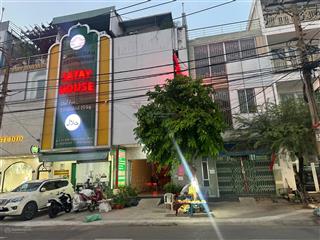 Chủ bán nhà hoàn công. d1 d33 kdc việt sing, thu nhập tốt. nhà 3 lầu, ngay đèn đỏ. 0366 236 ***