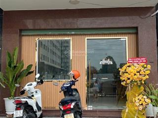 Bán gấp nhà hướng tây kdc việt sing, hoàn công luôn. thu nhập 15tr tháng. vị trí vip. 0366 236 ***