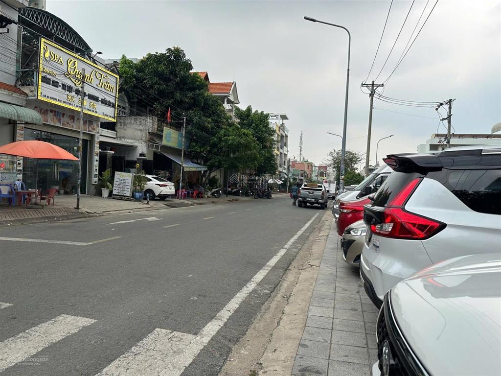 Nhà hướng tây kdc việt sing, hoàn công luôn. thu nhập 15tr tháng. vị trí vip. 0366 236 ***