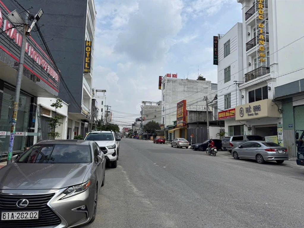 Chủ ngợp, đất d1 kdc việt sing, giá 5,6tỷ thu về. bán gấp trong ngày. trực tiếp chủ. không qua ai.