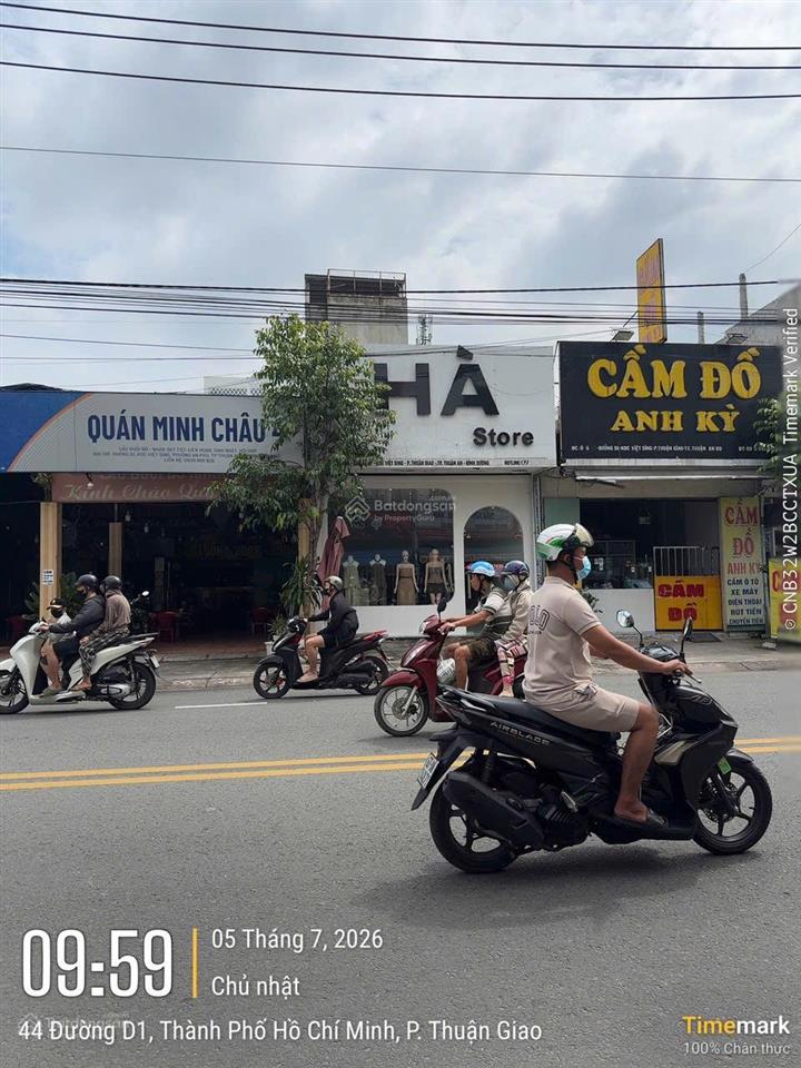Bán gấp nhà d1 visip1 bình dương. thu nhập 12 triệu, vị trí cực đẹp. giá quá rẻ. 0366 236 ***