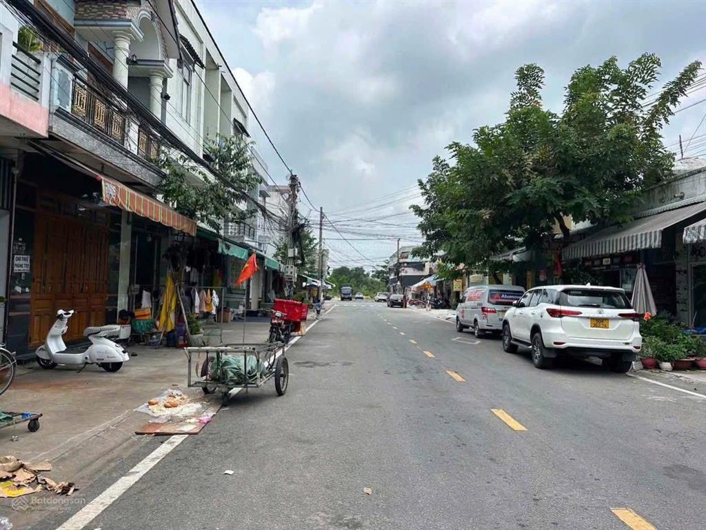 Chủ ngộp, bán 150m2 đất ngay chợ, giá kẹt bán gấp 4,5ty.  0366 236 ***