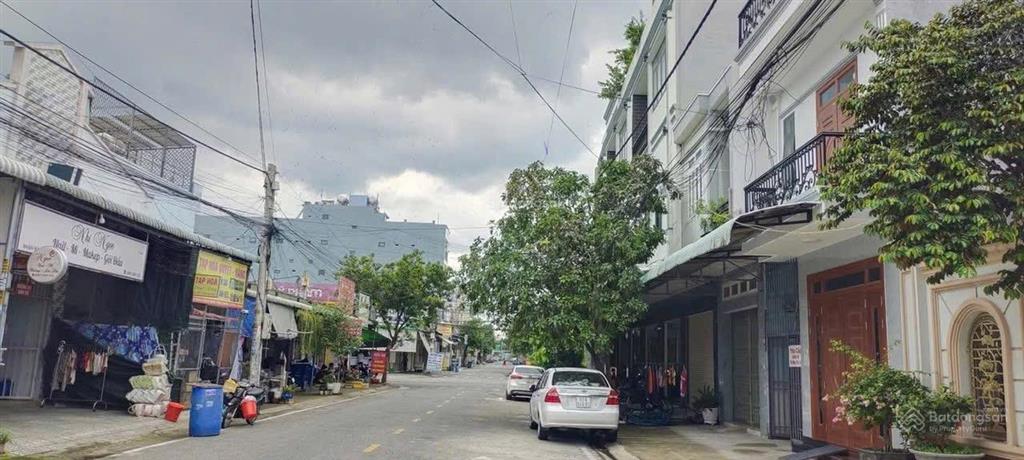Hạ sốc 1 tỷ  chủ kẹt tiền bán gấp nhà lầu trệt + 6 phòng trọ kdc việt sing. 0366 236 ***