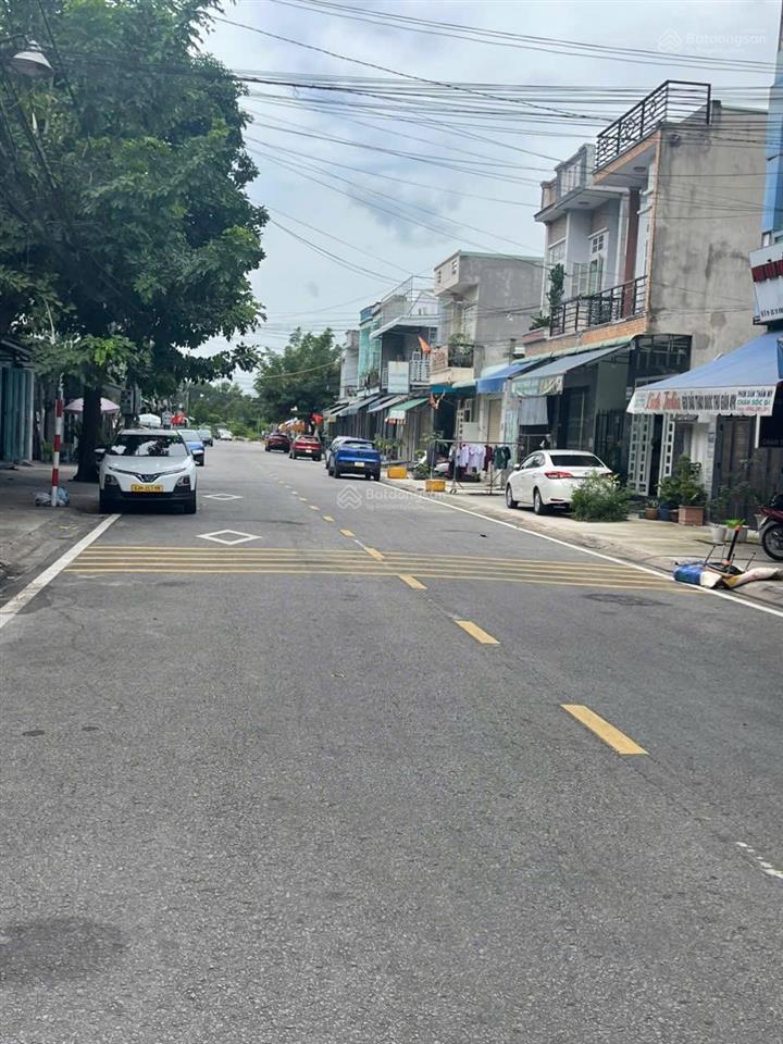 Bán nhà xưởng kdc việt sing, 300m2, ngay chợ, thu nhập 25 triệu. giá rẻ hơn 1 tỷ. 0366 236 ***