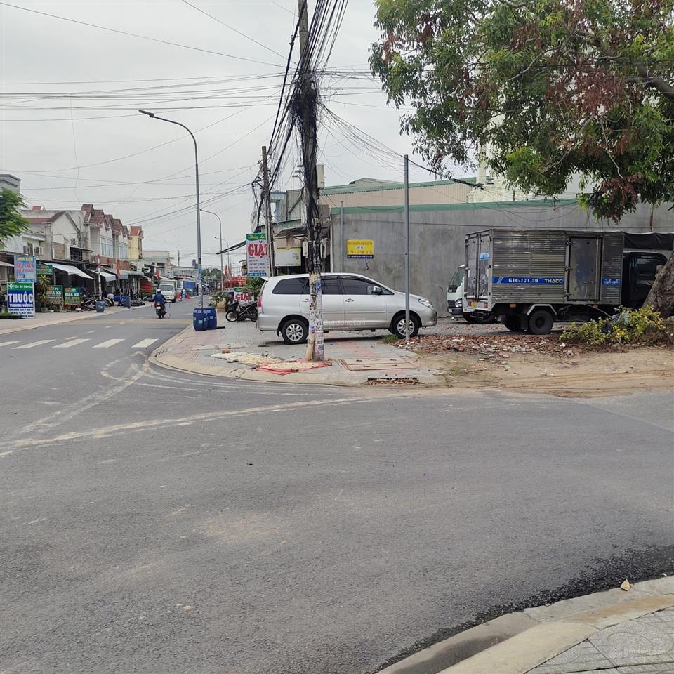Chủ kẹt tiền, cắt lỗ ngay 4 tỷ trong tuần. lô góc 2 mặt tiền kinh doanh. 0366 236 ***