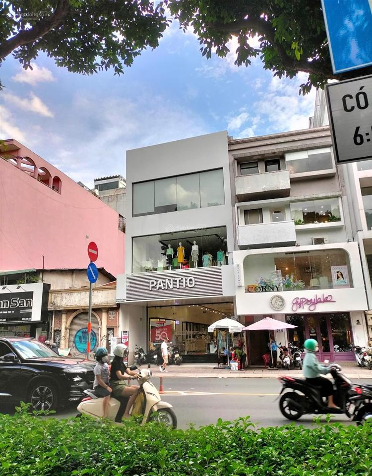 Bán tòa nhà văn phòng tại 215a & 215b, hai bà trưng, 192 tỷ, 176m2 siêu hot