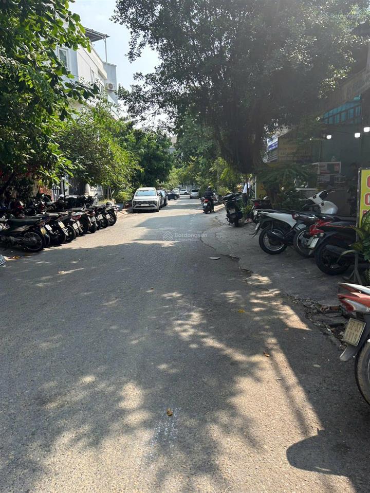 Cho thuê nhà 1 trệt 3lau đường số 49 phường bình trưng đông tp. hcm. giá 19 tr/ tháng