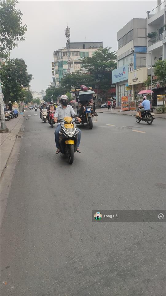 Sốc! 161m2 đất  ngang 10x18m  ngay lạc long quân  ô tô vào nhà  chỉ 18,3 tỷ