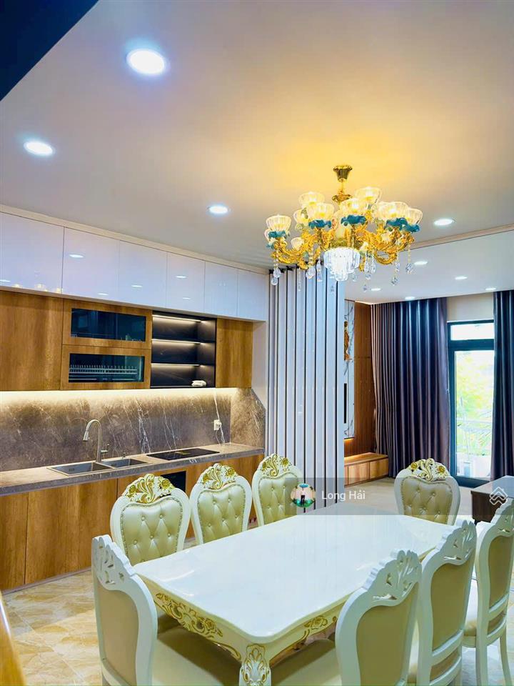 Hạ 1 tỷ! hẻm xe hơi bàu cát (4.7x26m) 5 tầng thang máy chỉ 12.9 tỷ