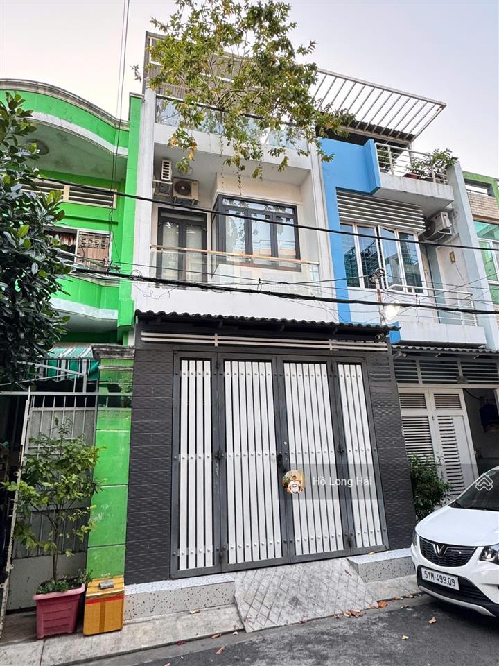 Giảm 2 tỷ! chỉ còn 9,2 tỷ, bán nhà đường tân sơn nhì (4.6x25m) 1 trệt 2 lầu
